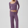 Pullover-Hose mit mittlerer Leibhöhe und weitem Bein – Plum Kiss
