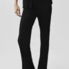 Pullover-Hose „Sunlit“ mit High-Waist und geradem Bein – Schwarz