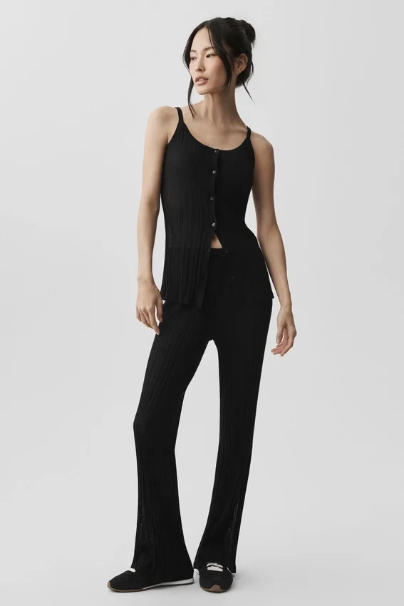 Pullover „Sunlit Button Down Top“ – Schwarz