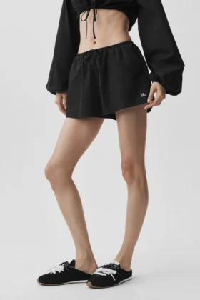 „Real Deal“-Shorts mit High-Waist-Taille – Schwarz