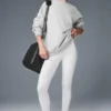 Renown Pullover mit Rundhalsausschnitt aus schwerem French Terry – Athletic Heather Grey