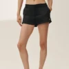 Riviera-Shorts aus Leinenmischung mit niedriger Leibhöhe – Schwarz