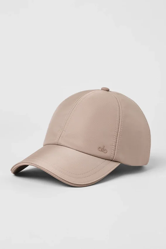Satin-Freizeit-Cap – Taupe Satin