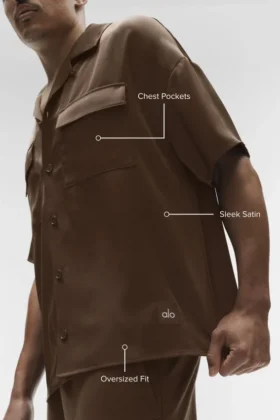 Satin Horizon Kurzarmshirt – Espresso