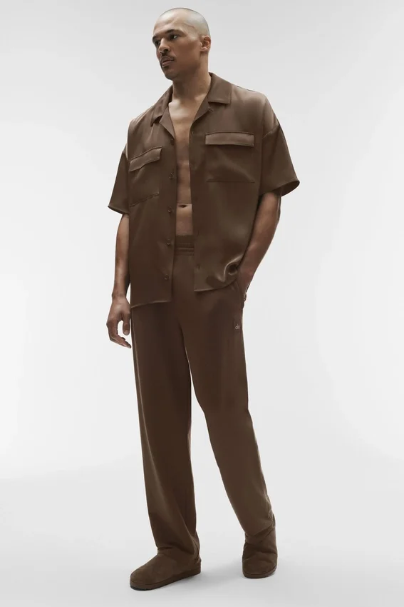 Satin Horizon Kurzarmshirt – Espresso