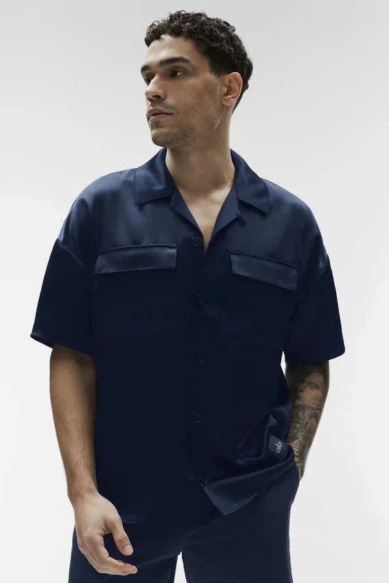 Satin Horizon Kurzarmshirt – Navy