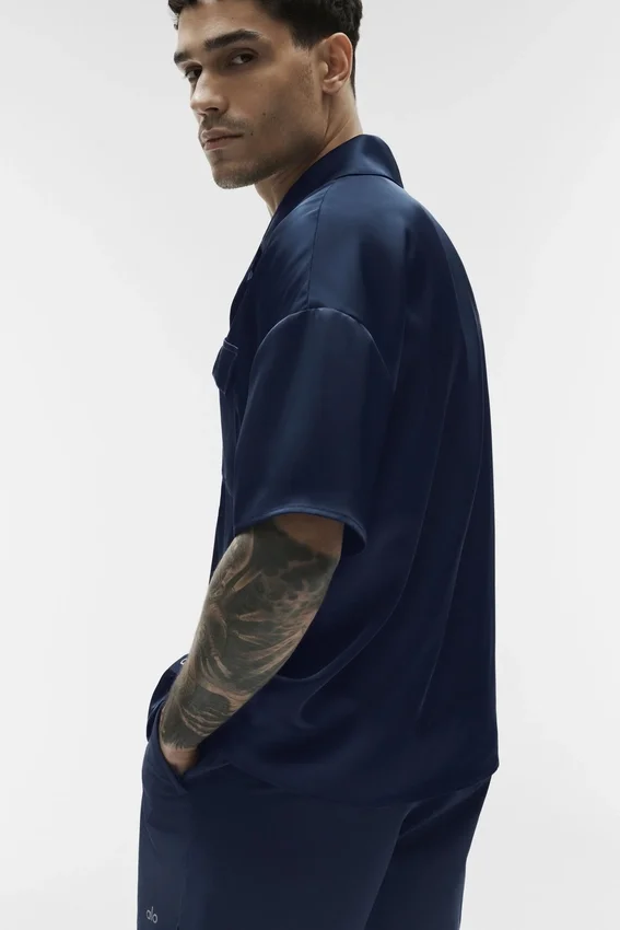Satin Horizon Kurzarmshirt – Navy