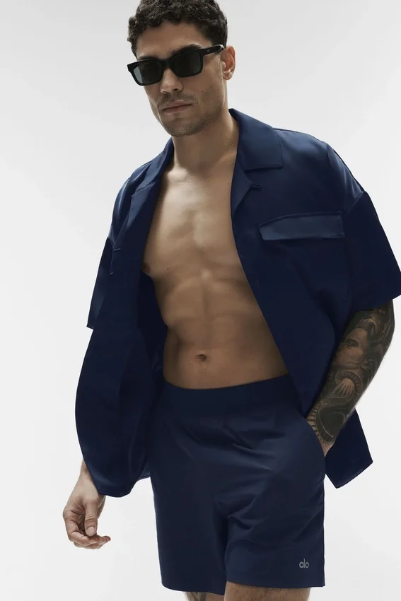 Satin Horizon Kurzarmshirt – Navy