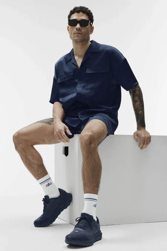 Satin Horizon Kurzarmshirt – Navy