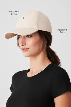 Satin-Off-Duty-Cap – Creme