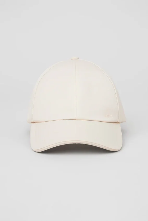 Satin-Off-Duty-Cap – Creme