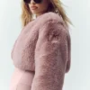 Schicke, kurze Jacke aus Kunstfell – Pink Champagne
