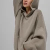 Scholar Kapuzenpullover – Light Cocoa