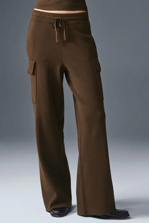 Scholar Knit High-Waist Cargo Hose – Espresso