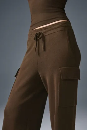 Scholar Knit High-Waist Cargo Hose – Espresso