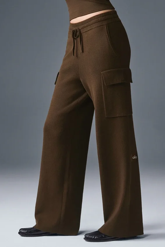 Scholar Knit High-Waist Cargo Hose – Espresso