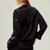 Seidenbluse „Luminous“ mit Knopfleiste – Schwarz