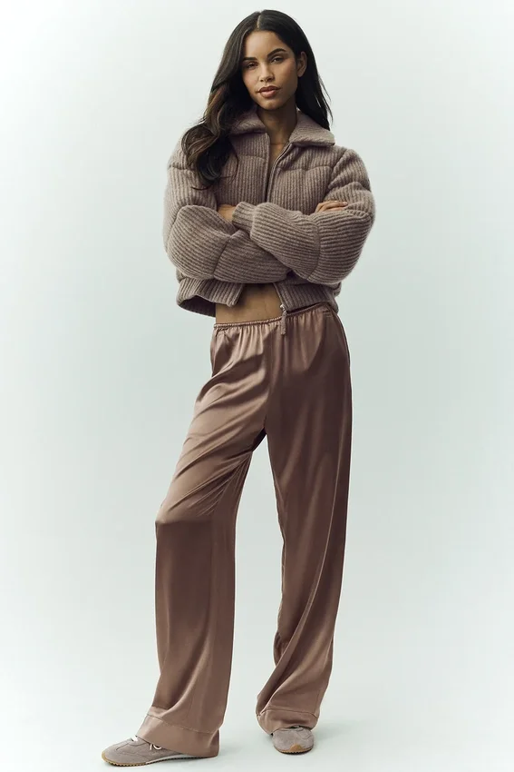 Seidenhose „Luminous“ (lang) – Alpine Cocoa