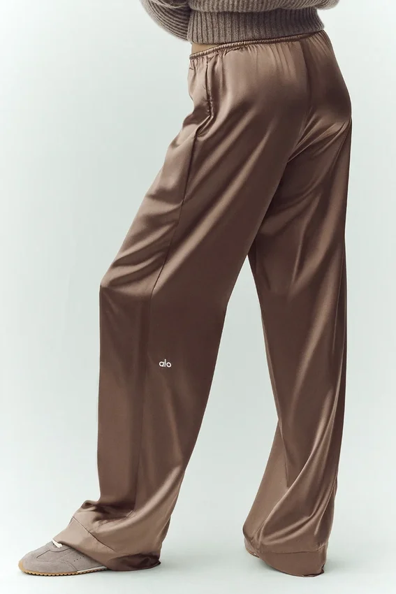 Seidenhose „Luminous“ (lang) – Alpine Cocoa
