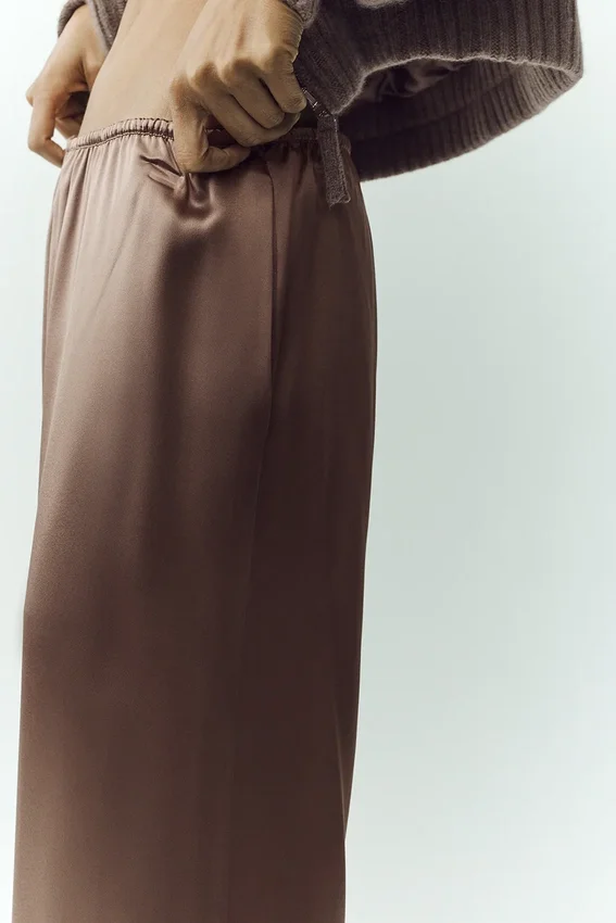 Seidenhose „Luminous“ (lang) – Alpine Cocoa