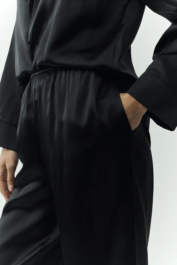 Seidenhose „Luminous“ (lang) – Schwarz