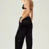 Seidenhose „Luminous“ (Regular) – Schwarz