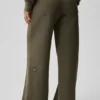 Serenity Jogginghose mit weitem Bein – Olive Tree