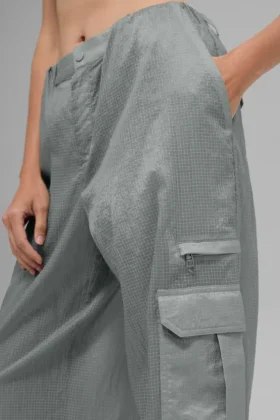 Sheer Game Time Leggings mit weitem Bein – Lunar Grey