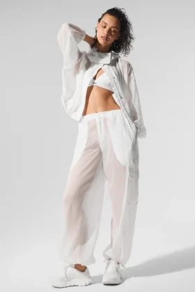 Sheer Game Time Leggings mit weitem Bein – Weiß