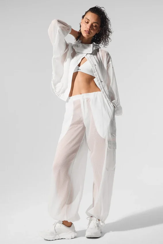 Sheer Game Time Leggings mit weitem Bein – Weiß