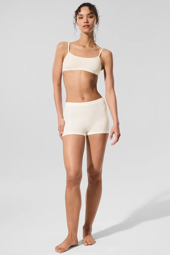 Sheer Glow Boyshort – Elfenbein