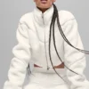 Sherpa-Jacke mit schrägem Saum – Elfenbein