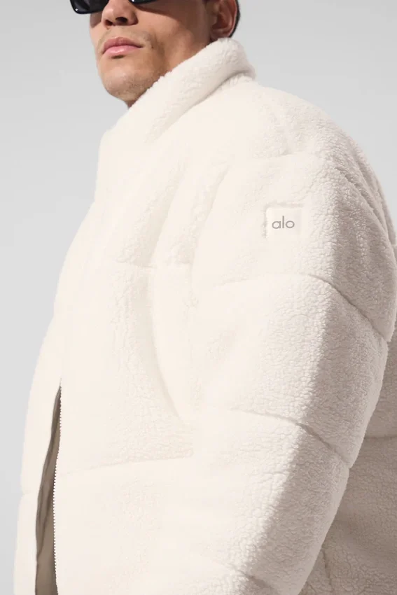 Sherpa Stage Puffer – Elfenbein
