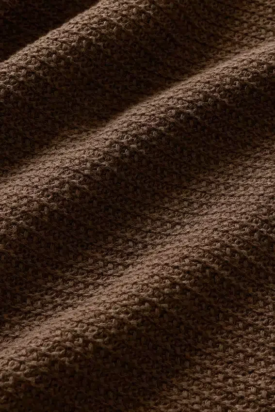 Shift Knit Langarmshirt mit Knopfleiste – Espresso