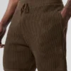 Shorts aus offenem Strick – Espresso