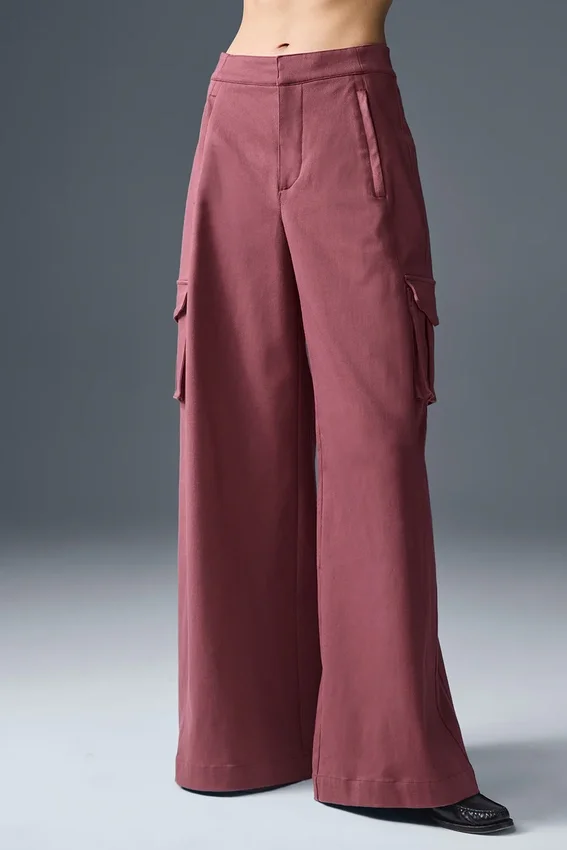 Show off Cargo-Hose mit weitem Bein (lang) – Burgundy Truffle