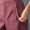 Show off Cargo-Hose mit weitem Bein (lang) – Burgundy Truffle