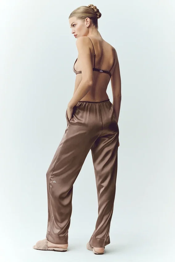 „Silk Luminous“-Hose (Regular) – Alpine Cocoa