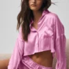 „Silk Luminous“ kurzes Langarmshirt mit Knopfleiste – Candy Heart Pink