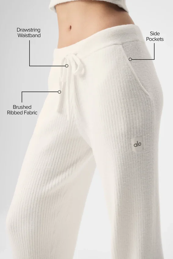 Snuggle Up Pullover Hose mit High-Waist und weitem Bein – Elfenbein