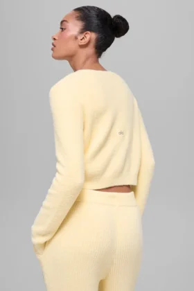 Snuggle up Pullover Kurze Strickjacke – Kerzenlichtgelb