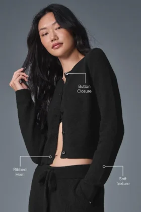„Snuggle up“ Pullover – Kurzer Cardigan – Schwarz
