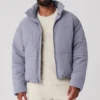 Stretch-gewebte Street-Pufferjacke – Fog