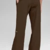 Suit Up Hose (lang) – Espresso