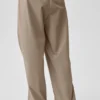 Suit Up-Hose (lang) – Gravel