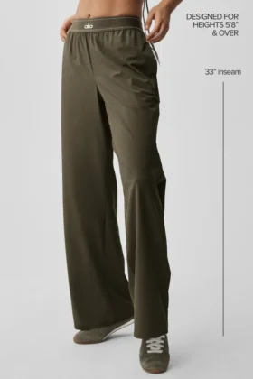 Suit Up Hose (lang) – Olive Tree