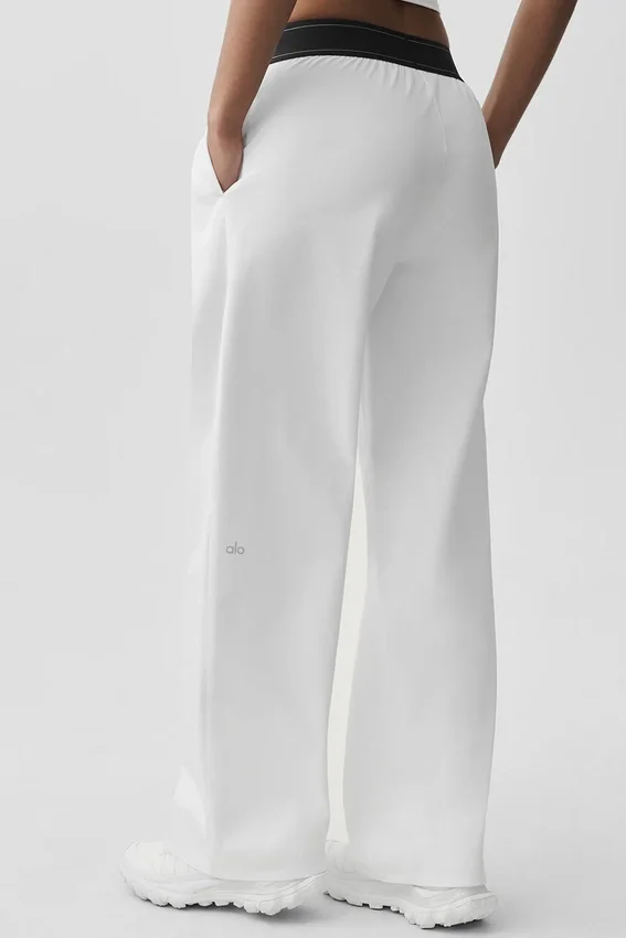 Suit up Hose (Regular) – Weiß/Schwarz