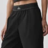 Suit Up Hose (Shorts) – Schwarz