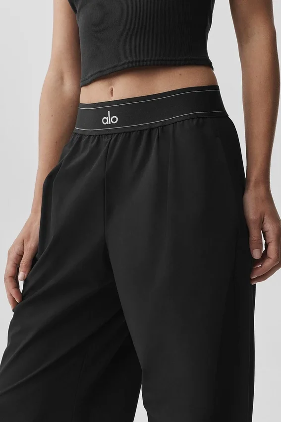 Suit Up Hose (Shorts) – Schwarz
