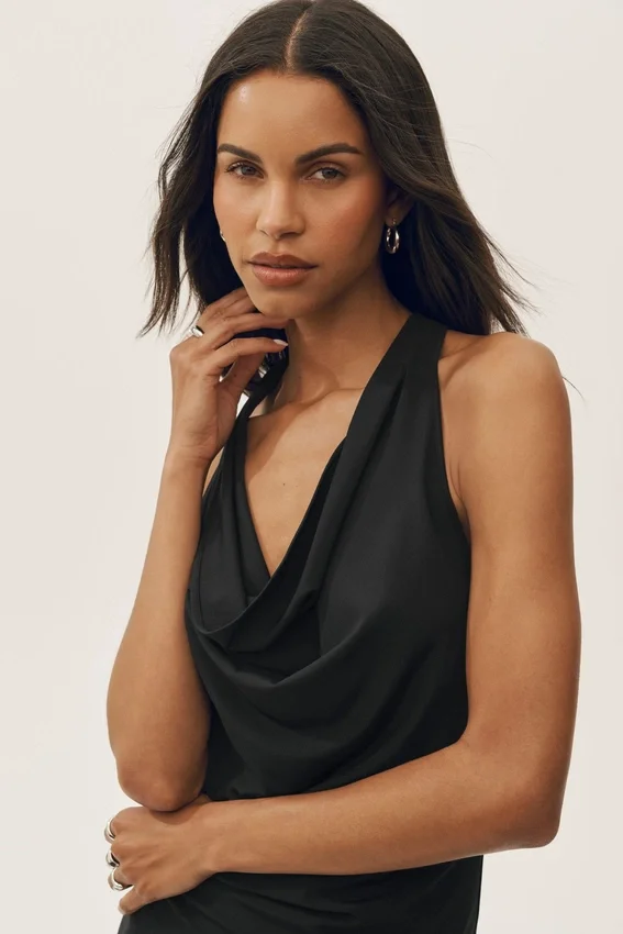 Summer Soiree Neckholder-Minikleid – Schwarz